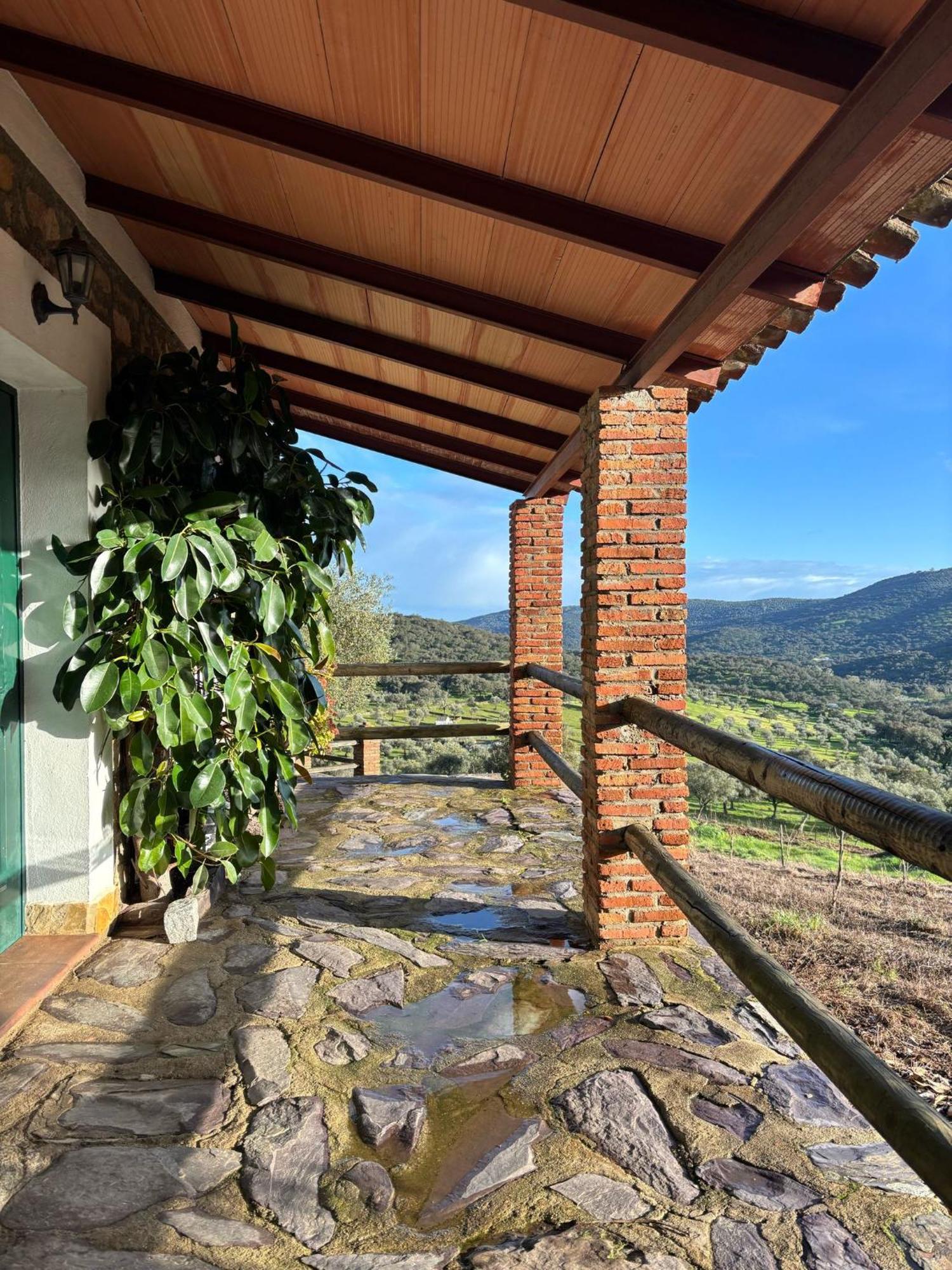 Casas Rurales Los Llanos Фуэнтес-де-Леон Экстерьер фото
